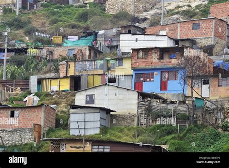 slumi colombia|The slums of Bogota, Colombia